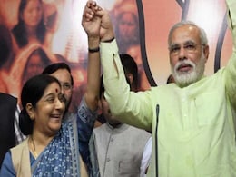 ट्विटर पर गुहार करने वाले भारतीयों की रात 2 बजे भी मदद करती हैं सुषमा स्वराज : प्रधानमंत्री नरेंद्र मोदी ट्विटर पर गुहार करने वाले भारतीयों की रात 2 बजे भी मदद करती हैं सुषमा स्वराज : प्रधानमंत्री नरेंद्र मोदी