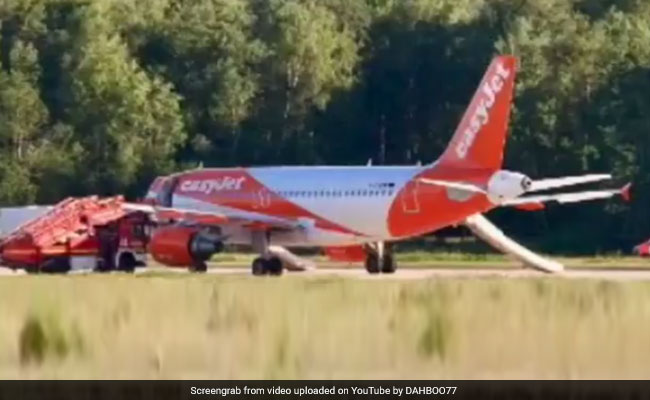 British Trio Released After London-Bound Plane Diverted Over 'Suspicious Conversation'