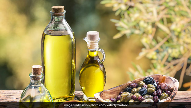 The Unexpected Benefits Of Olive Oil For Hair –
