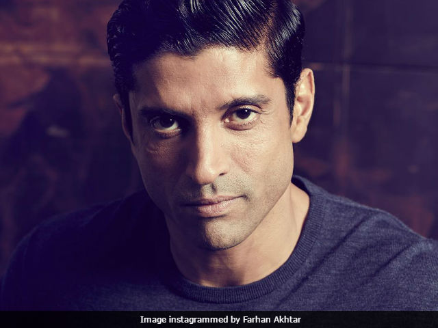 Farhan Akhtar Let His Daughter 'Add Colour To His Life.' Result? ROFL
