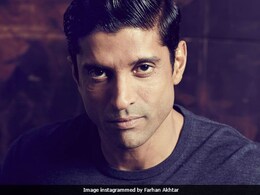 Farhan Akhtar Let His Daughter 'Add Colour To His Life.' Result? ROFL Farhan Akhtar Let His Daughter 'Add Colour To His Life.' Result? ROFL