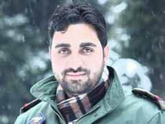 Tearful Farewell To Jammu And Kashmir Cop Feroz Ahmed Dar, Who Spoke Of Death And Peace