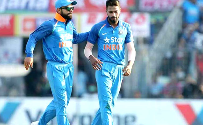 चैंपियंस ट्रॉफी : अपनी बॉलिंग के दौरान साधारण फील्‍डर बन जाते हैं हार्दिक पांड्या, लगातार दूसरे मैच में छोड़ा कैच...