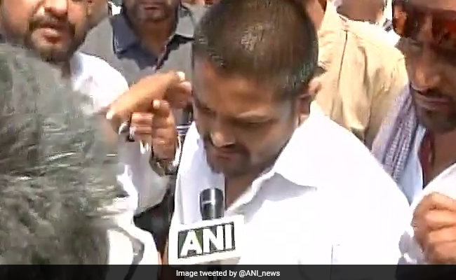 राजमार्ग बाधित करने के मामले में हार्दिक ने आरोप मुक्त करने की याचिका लगाई