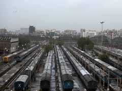 सुरक्षा उपाय अपनाने के बाद दुर्घटनाओं में आई कमी : रेलवे के आंकड़े