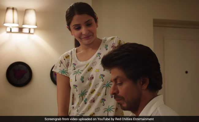 VIDEO: शाहरुख खान से बोलीं अनुष्का शर्मा- अगर हमारे बीच कुछ ऐसा वैसा हुआ तो...