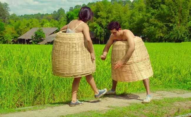 जग्गा जासूस: नए गाने में नजर आ रही है रणबीर कपूर और कैटरीना कैफ की क्यूट लवस्टोरी जग्गा जासूस: नए गाने में नजर आ रही है रणबीर कपूर और कैटरीना कैफ की क्यूट लवस्टोरी