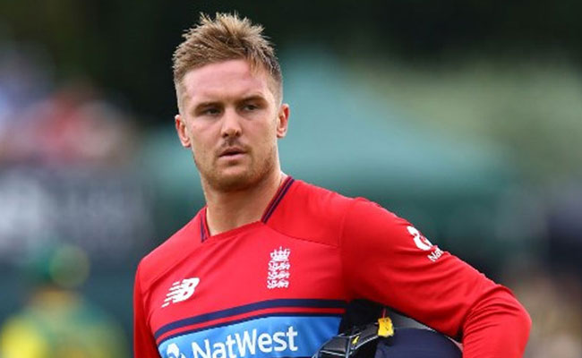 इंग्लैंड के बल्लेबाज जेसन रॉय के जूतों में लगा थ्रो और बन गया शर्मनाक वर्ल्ड रिकॉर्ड! टीम भी हारी, Video... इंग्लैंड के बल्लेबाज जेसन रॉय के जूतों में लगा थ्रो और बन गया शर्मनाक वर्ल्ड रिकॉर्ड! टीम भी हारी, Video...