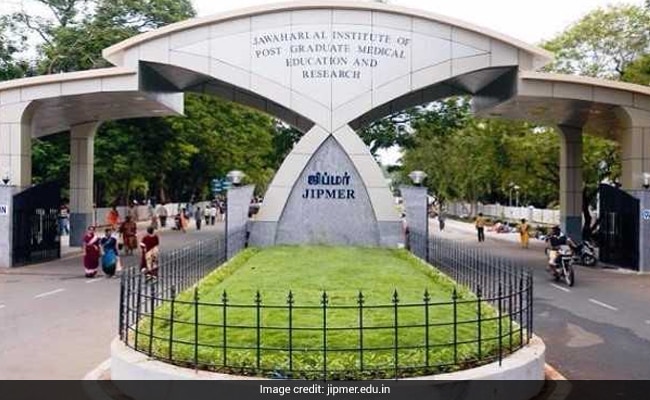 JIPMER recruitment 2022: जिपमर में ग्रुप बी/सी के 143 पदों पर आवेदन का मौका, 12वीं पास करें आवेदन