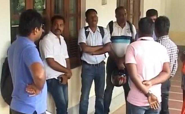 Bengaluru Techies Meet IT Minister To Share Complaints Of Lay-Offs