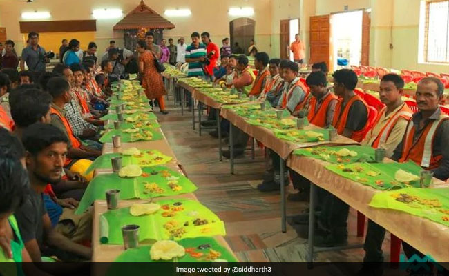 For Kochi Metro Workers, A Dance Party And A Farewell To Remember