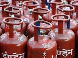 बिना सब्सिडी वाले रसोई गैस की कीमतों में कटौती, जानें- अब कितने का मिलेगा सिलेंडर बिना सब्सिडी वाले रसोई गैस की कीमतों में कटौती, जानें- अब कितने का मिलेगा सिलेंडर