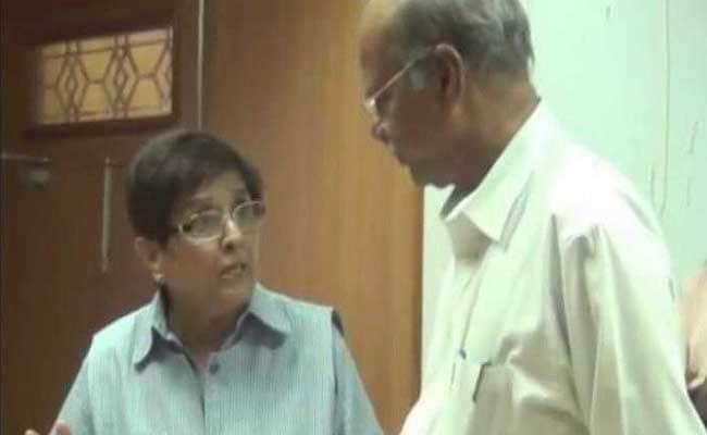 Prove Your Allegations: Puducherry Chief Minister V Narayanasamy Challenges Lt Governor Kiran Bedi