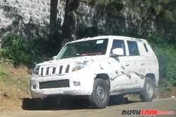 7-Seater Mahindra TUV500 Spotted Testing