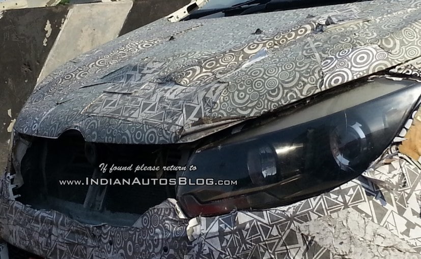 mahindra u321 mpv spied