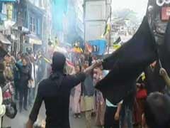 Black Flags For Mamata Banerjee In Darjeeling Over 'Bengali-Must' Policy