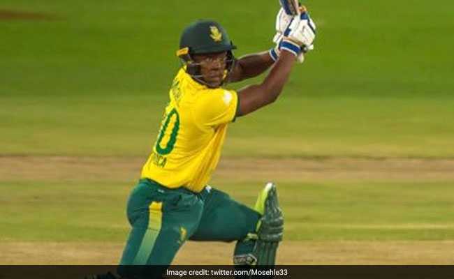 England vs South Africa 2017 : 10 गेंदों में दो बार टूटा बल्ला, फिर खुद ही 'पवेलियन' पहुंच गया ये बल्लेबाज