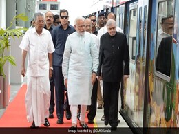 वाटर, नियो और रैपिड मेट्रो के जरिए लोगों का सफर आसान बना रही मोदी सरकार वाटर, नियो और रैपिड मेट्रो के जरिए लोगों का सफर आसान बना रही मोदी सरकार