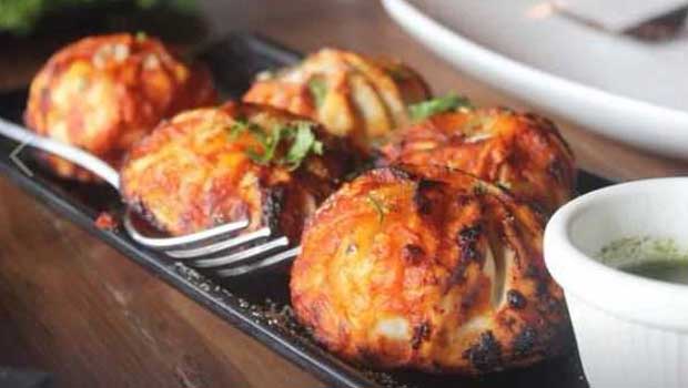 7 Best Places to Eat Tandoori Momos in Delhi - NDTV Food