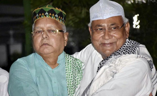 Nitish Kumar's Party Reminisces About BJP As Ally. Your Move, Lalu Yadav