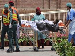 पाकिस्तान में तेल के टैंकर में विस्फोट से 151 की मौत, 140 घायल पाकिस्तान में तेल के टैंकर में विस्फोट से 151 की मौत, 140 घायल