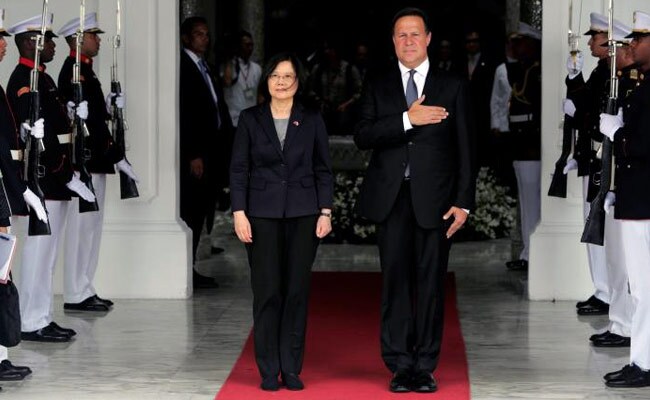 Panama Establishes Ties With China, Ditches Taiwan In Win For Beijing