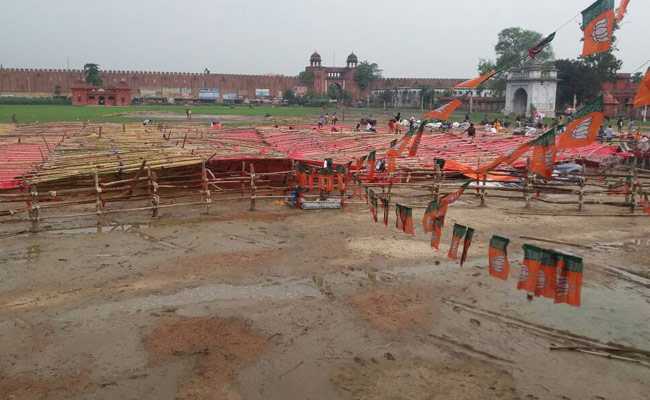 CM योगी के बिहार दौरे से पहले ही गिरा पंडाल, नीतीश ने कहा-खाली हाथ यहां न आएं