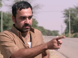 Rajinikanth's <I>Kaala</i> Co-Stars Pankaj Tripathi As Cop With 'Shades Of Grey' Rajinikanth's <I>Kaala</i> Co-Stars Pankaj Tripathi As Cop With 'Shades Of Grey'