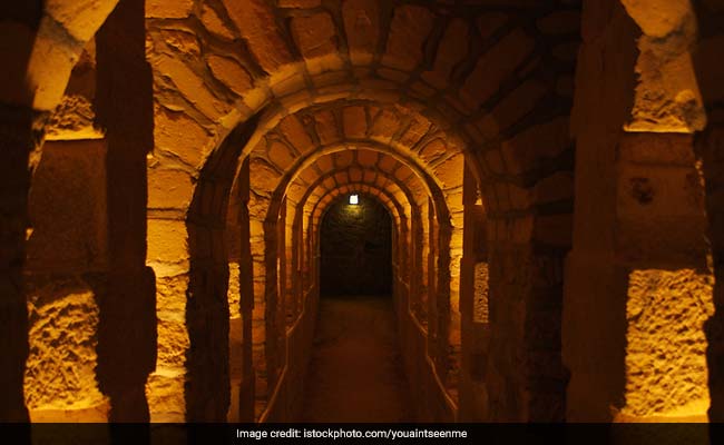 Teenagers Rescued After Three-Day Ordeal In Paris Catacombs