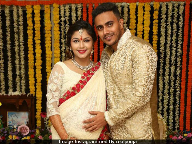 <i>Diya Aur Baati Hum</i> Actress Pooja Sharma Is Trending For Her Baby Shower Pics