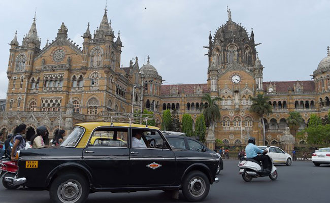 Mumbai's Premier Padminis Near The End Of The Road