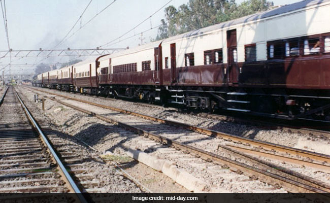 India's Oldest Train Is 105 Years Today, A Complaint Helps Trace Its Age!