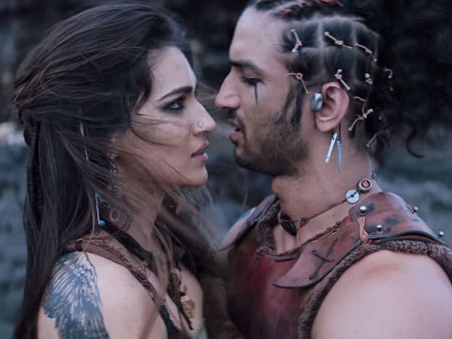 Raabta Movie Review Sushant Singh Rajput Kriti Sanon Are Trapped In A Senseless Film