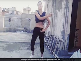 लड़की ने घर की छत पर किया ऐसा डांस, इंटरनेट पर मचा धमाल लड़की ने घर की छत पर किया ऐसा डांस, इंटरनेट पर मचा धमाल