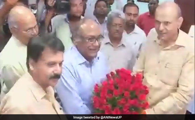 Senior IAS officer Rajive Kumar Takes Over UP Chief Secretary