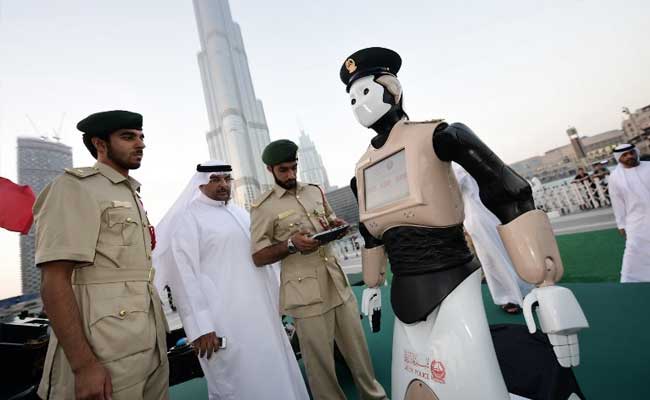 Crime-Fighting 'Robocop' To Patrol Dubai's Busy Streets