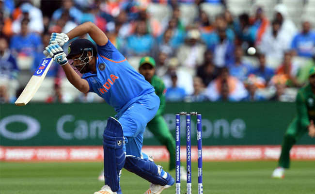 चैंपियंस ट्रॉफी 2017 : रोहित शर्मा के बल्‍ले ने दिखाई 'धमक', पाकिस्‍तान के खिलाफ बनाया अपना सर्वोच्‍च स्‍कोर