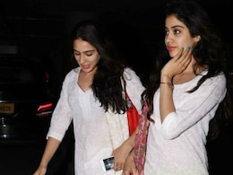 Sara Ali Khan, Jhanvi Kapoor Spotted Together, Dressed Almost Identically Sara Ali Khan, Jhanvi Kapoor Spotted Together, Dressed Almost Identically