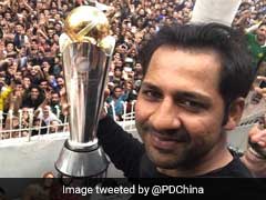 INDvsPAK: टीम इंडिया को हराकर चैंपियन बनी पाकिस्तान टीम का घर पहुंचने पर कुछ ऐसा हुआ स्वागत...