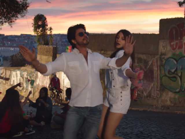 Yes, Shah Rukh Khan. Anushka Sharma Will Be Your Radha. Watch First <i>Jab Harry Met Sejal</i> Song