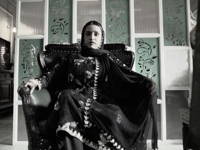 Shraddha Kapoor's <i>Haseena Parkar</i> Teaser: Celebs Say It's 'Gritty And Dramatic'