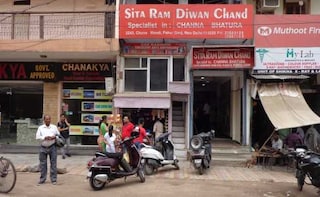 Sita Ram Diwan Chand: Why Delhi's Heart is Set on this Chole-Bhature Wala Since 50 Years