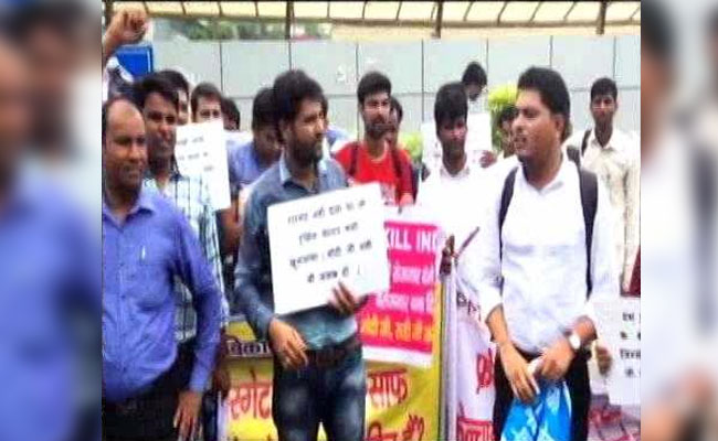 प्राइम टाइम इंट्रो : युवा बेरोज़गार या सरकार बेरोज़गार?