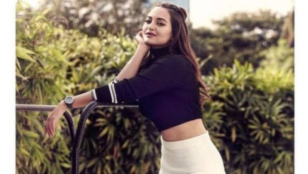 Happy Birthday Sonakshi Sinha: Steal Her Secrets to Get a Toned Body