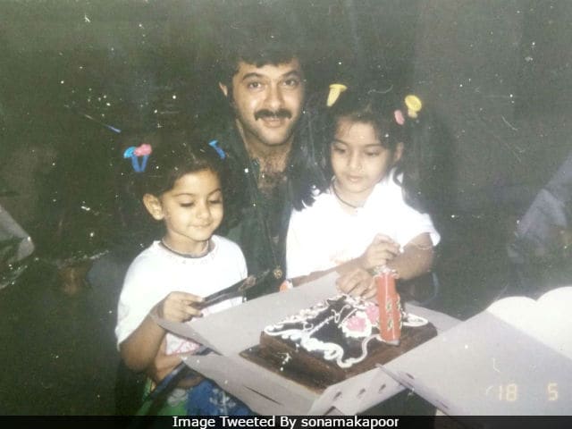 Sonam Kapoor Delights With Throwback Pic Of Dad Anil Kapoor And Sister Rhea