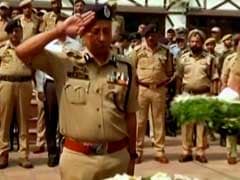 Kashmir Politicians Skip Ceremony To Pay Respects To Fallen Policemen