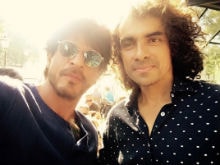 Shah Rukh Khan Shares A Selfie With <i>Jab Harry Met Sejal</i> Director Imtiaz Ali