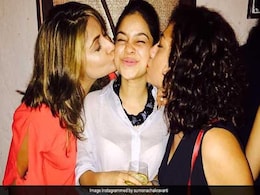 29 साल की हुईं सुमोना चक्रवर्ती, दोस्तों के साथ यूं मनाया जन्मदिन; देखें तस्वीरें 29 साल की हुईं सुमोना चक्रवर्ती, दोस्तों के साथ यूं मनाया जन्मदिन; देखें तस्वीरें