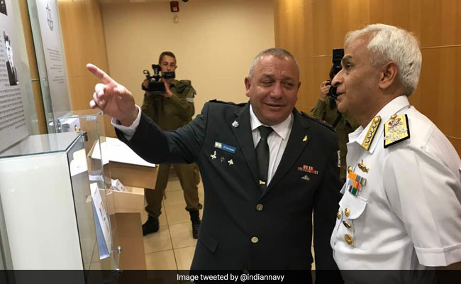 Indian Navy Chief Sunil Lanba Holds Talks With Chief Of Israel's Defence Forces