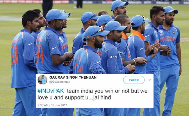 INDvsPAK : हार से दिल टूटे तो क्या हुआ, 'हम आपके साथ हैं,' भारतीय फैन्स ने किया ट्वीट...